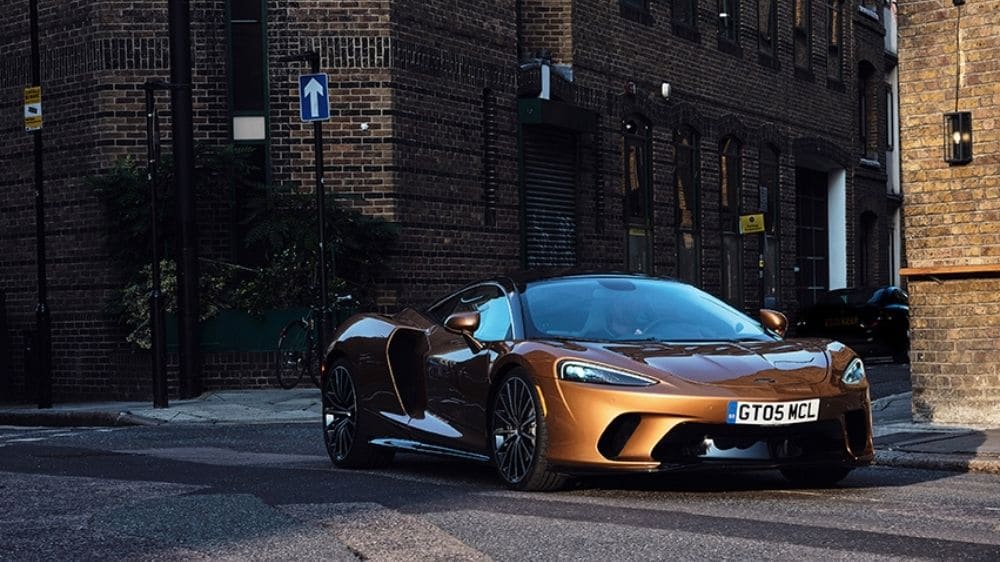 McLaren GT in der City